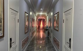 Hotel Nomad